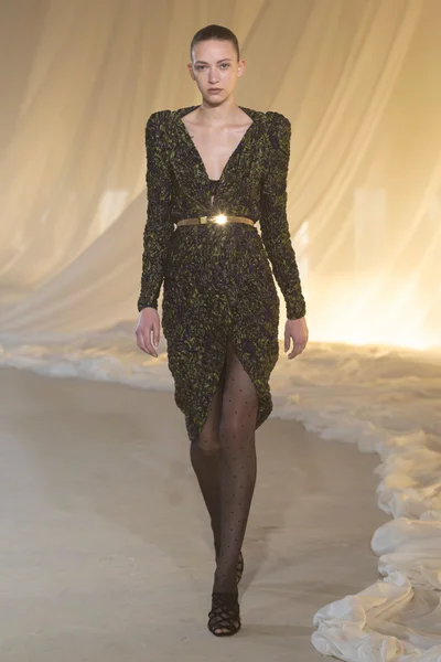 Look 44